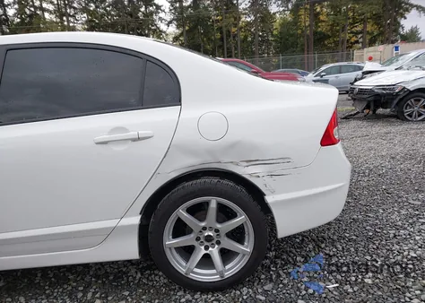 2009 Honda Civic Lx z USA, uszkodzony, nr VIN 19XFA16589E045384
